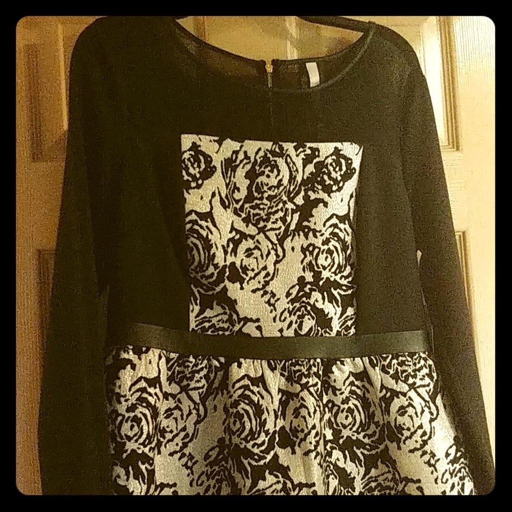Medium Kensie Dress